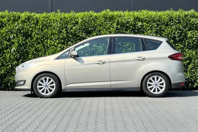 Ford C-Max (2016) thumbnail 3