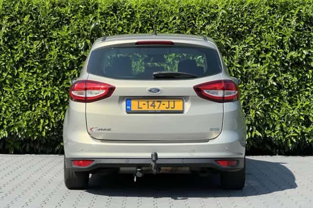 Ford C-Max (2016) thumbnail 5