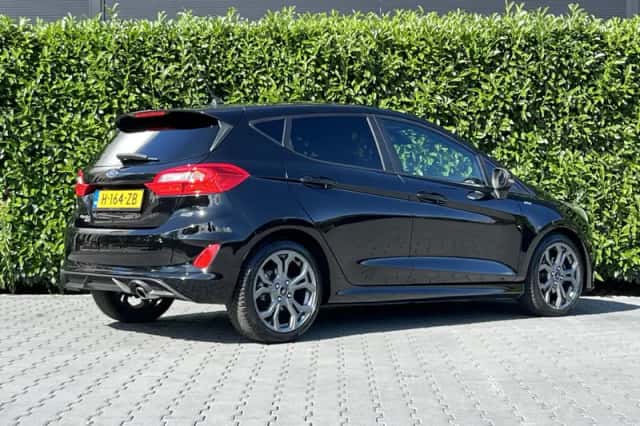Ford Fiesta (2018) thumbnail 2