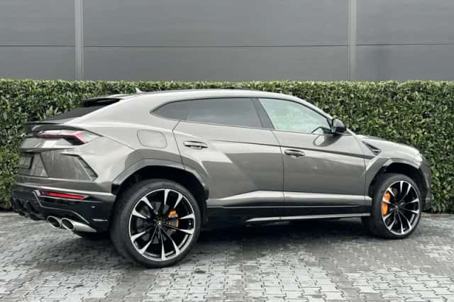 Lamborghini Urus (0) thumbnail 2