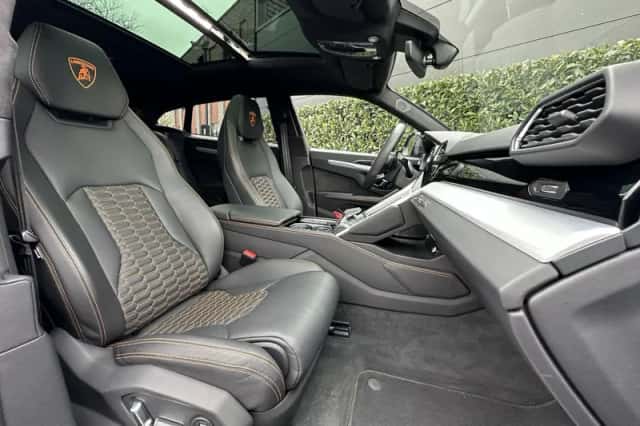 Lamborghini Urus (0) thumbnail 6