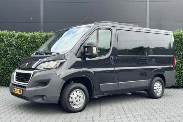 Peugeot Boxer (2015) thumbnail 1