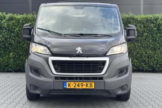 Peugeot Boxer (2015) thumbnail 4