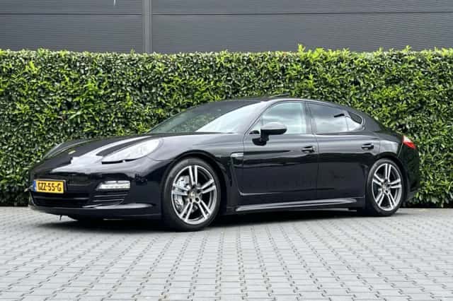 Porsche Panamera (2014) thumbnail 1