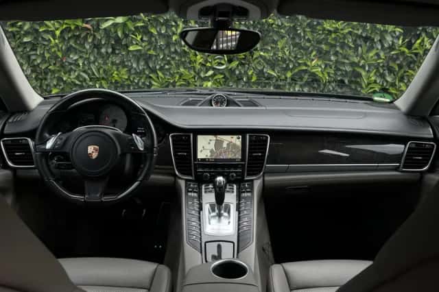 Porsche Panamera (2014) thumbnail 6