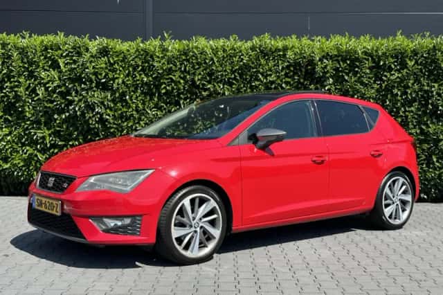 SEAT Leon (2013) thumbnail 1