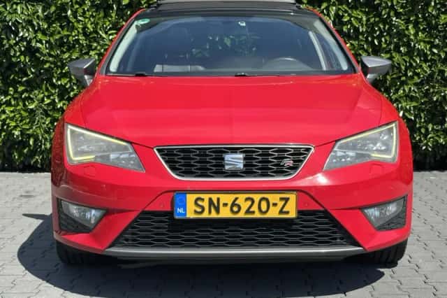 SEAT Leon (2013) thumbnail 3