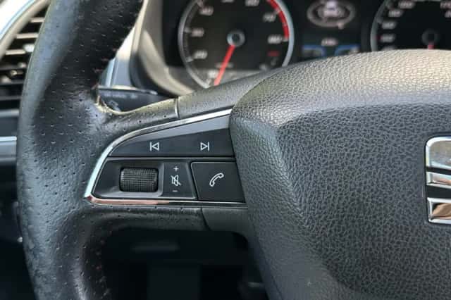 SEAT Leon (2013) thumbnail 5