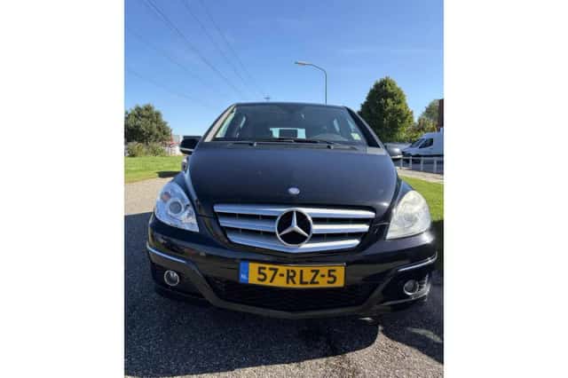 Mercedes-Benz B-Klasse (2011) thumbnail 3