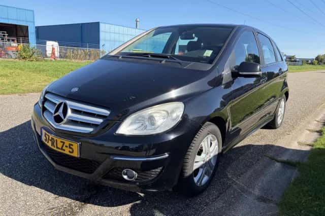 Mercedes-Benz B-Klasse (2011) thumbnail 6