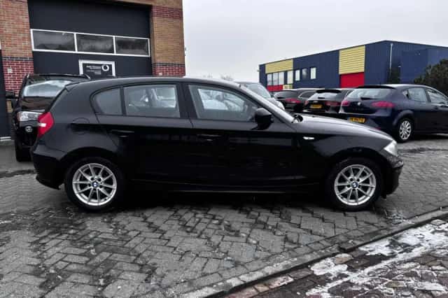 BMW 1-Serie (2010) thumbnail 3