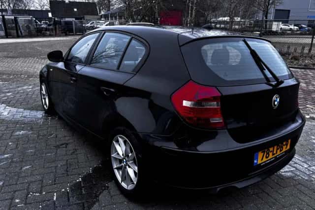 BMW 1-Serie (2010) thumbnail 6