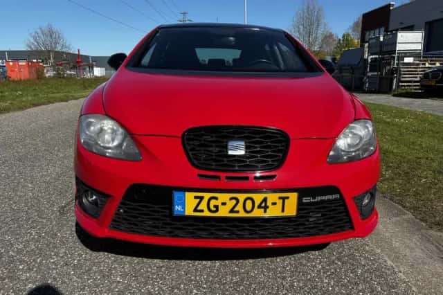 SEAT Leon (2011) thumbnail 3