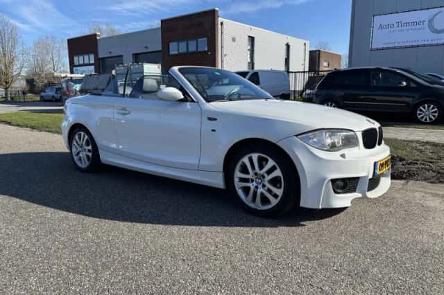 BMW 1-Serie (2008) thumbnail 2