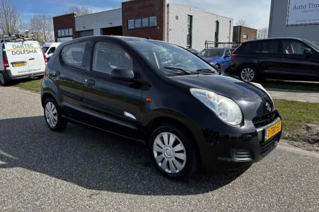 Suzuki Alto (2014) thumbnail 2