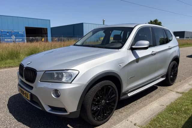 BMW X3 (2014) thumbnail 6
