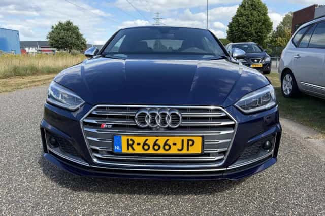 Audi A5 (2016) thumbnail 3