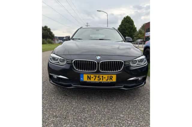 BMW 3-Serie (2015) thumbnail 5