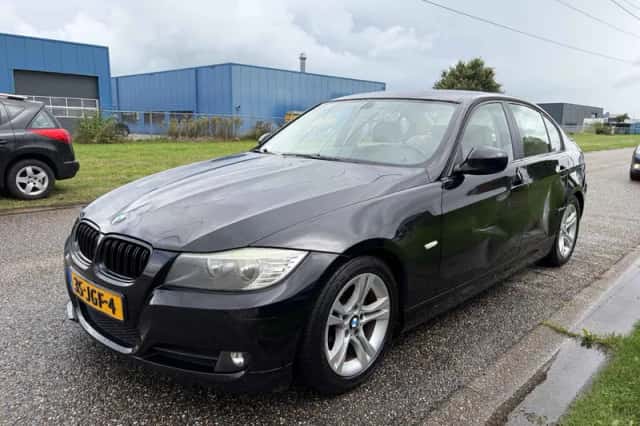 BMW 3-Serie (2009) thumbnail 4