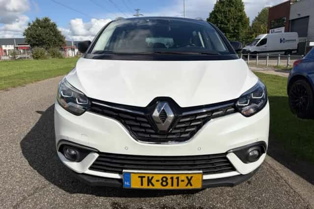 Renault Grand Scénic (2018) thumbnail 3