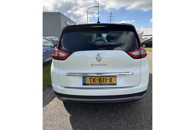 Renault Grand Scénic (2018) thumbnail 4