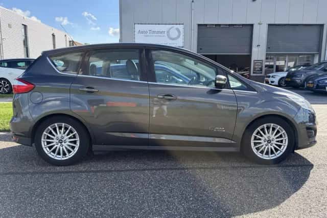 Ford C-Max (2015) thumbnail 1