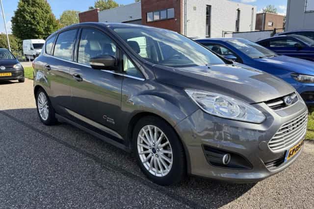 Ford C-Max (2015) thumbnail 2