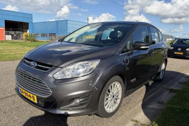 Ford C-Max (2015) thumbnail 4