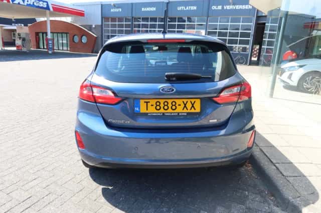 Ford Fiesta (2023) thumbnail 5