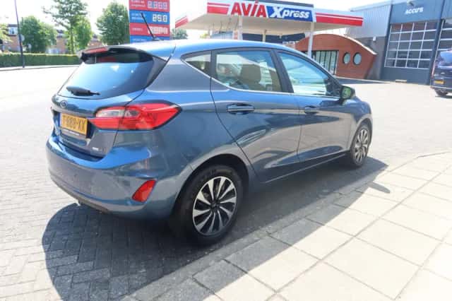 Ford Fiesta (2023) thumbnail 6