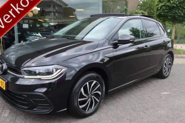 Volkswagen Polo (2022) thumbnail 1