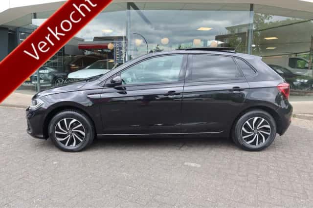 Volkswagen Polo (2022) thumbnail 3