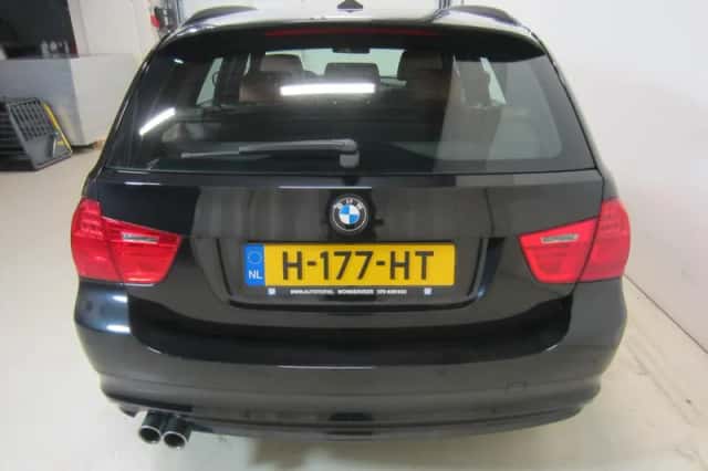 BMW 3-Serie (2010) thumbnail 5