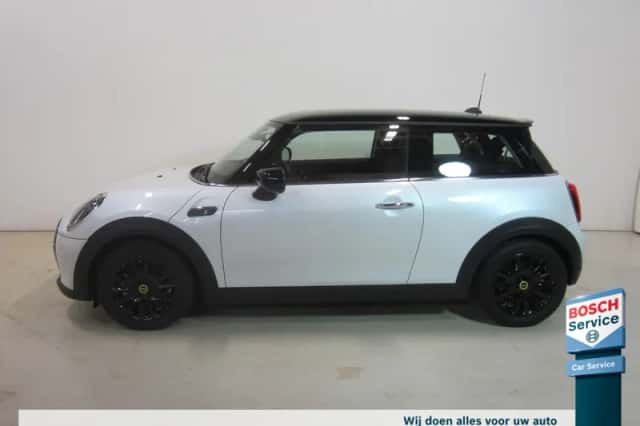 MINI Mini Electric (2023) thumbnail 3