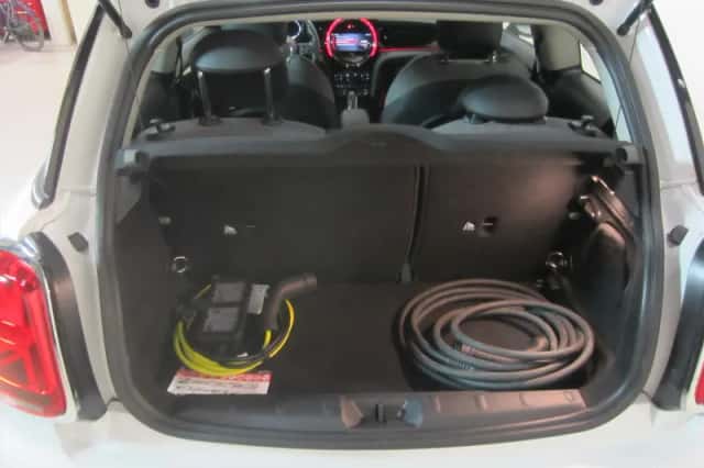 MINI Mini Electric (2023) thumbnail 6