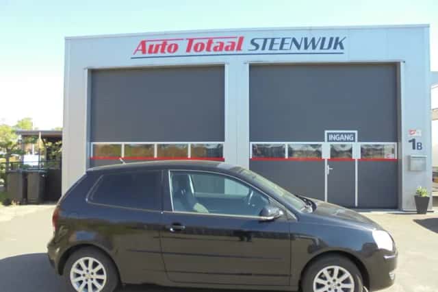 Volkswagen Polo (2007) thumbnail 1
