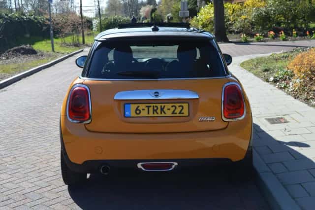 MINI Cooper (2014) thumbnail 6