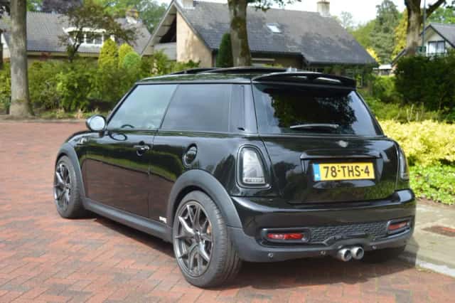 MINI Cooper S (2012) thumbnail 5