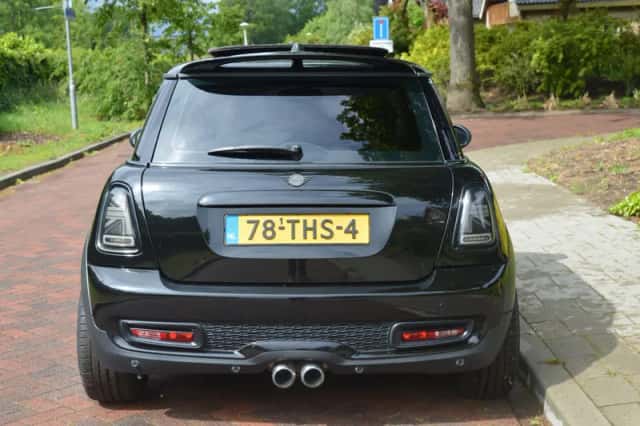 MINI Cooper S (2012) thumbnail 6