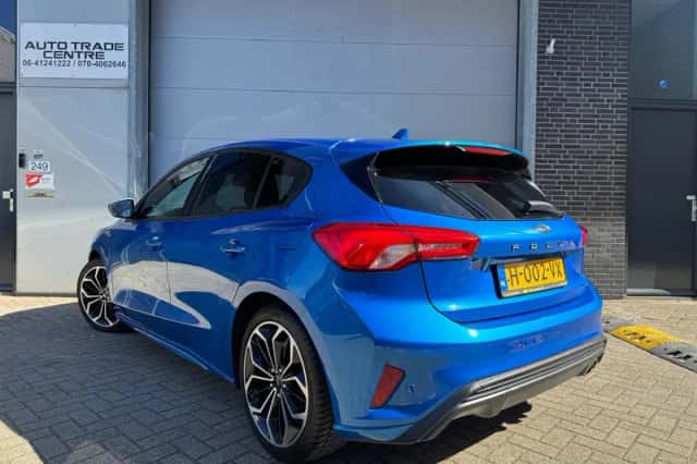 Ford Focus (2020) thumbnail 6