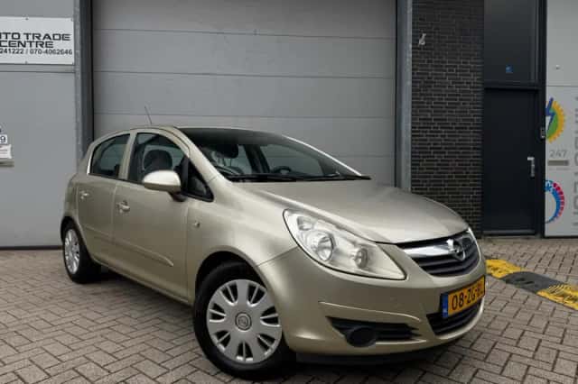Opel Corsa (2008) thumbnail 1