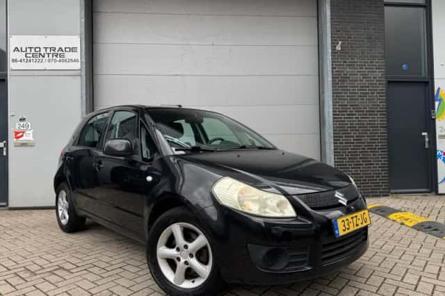Suzuki SX4 (2007) thumbnail 1