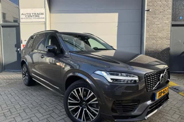 Volvo XC90 (2022) thumbnail 1