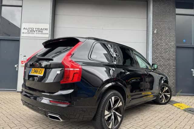 Volvo XC90 (2020) thumbnail 3