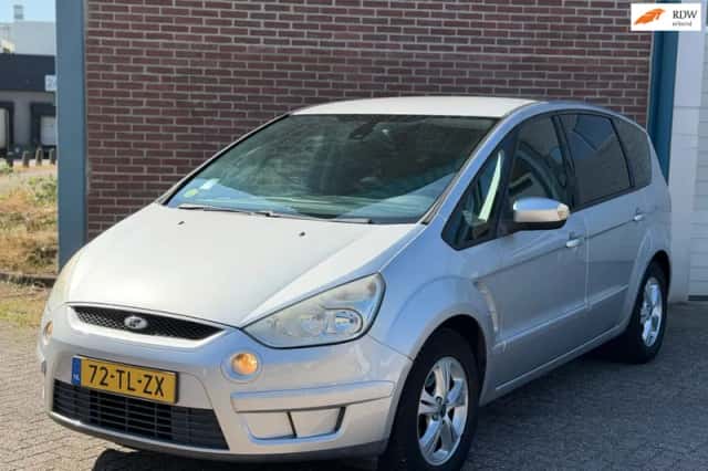 Ford S-Max (2006) thumbnail 1