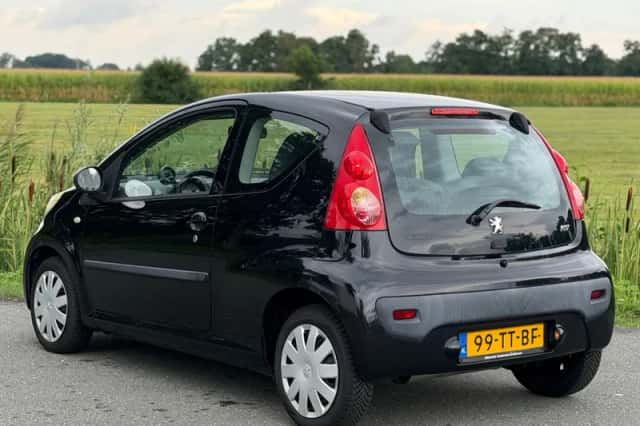 Peugeot 107 (2007) thumbnail 4