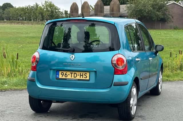 Renault Modus (2006) thumbnail 6