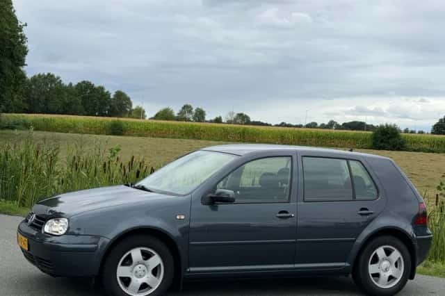 Volkswagen Golf (1998) thumbnail 4