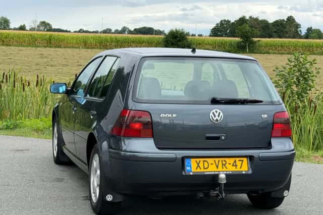 Volkswagen Golf (1998) thumbnail 6
