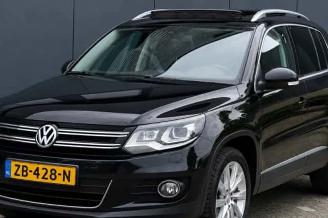 Volkswagen Tiguan (2011) thumbnail 1